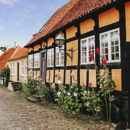 Ferienhaus Stunning In With Wifi